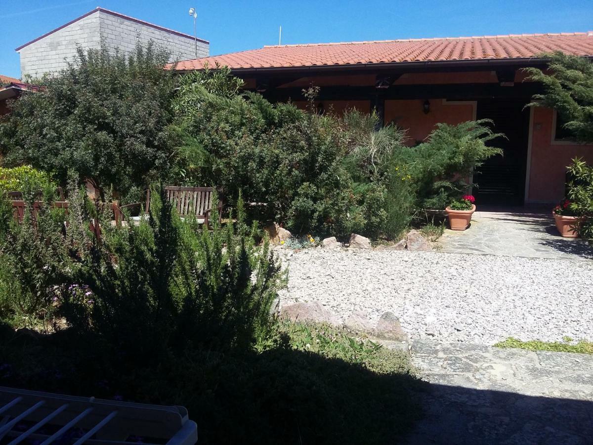 Agriturismo Pedru Caddu Tula Exterior photo
